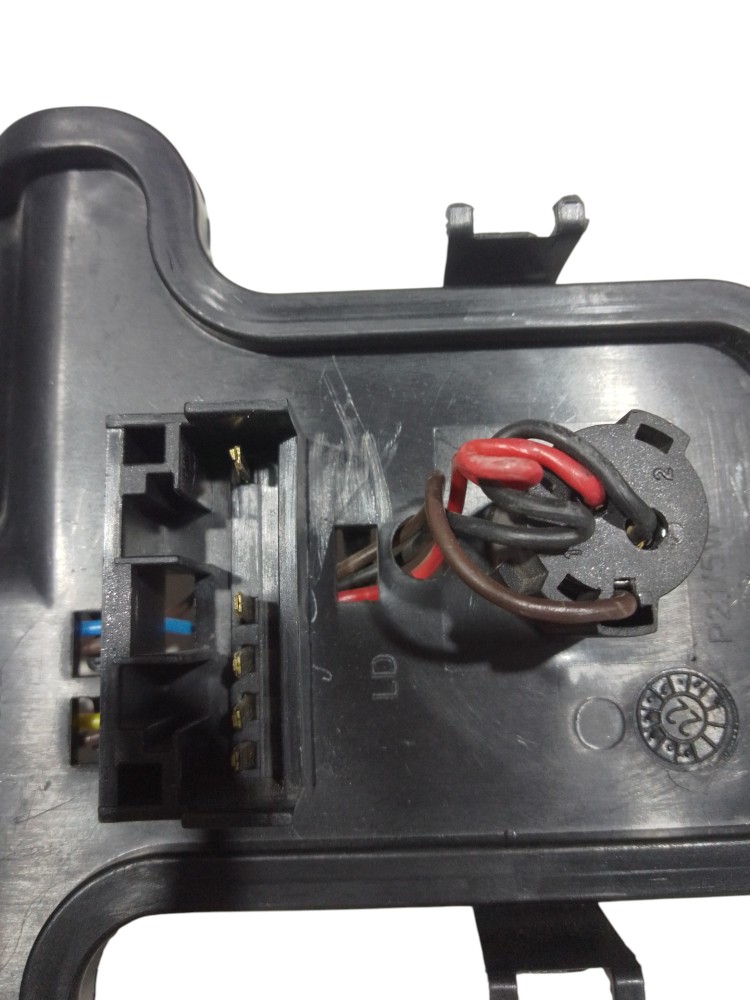 Circuito Lanterna Soquete Traseiro Dire Fiat Uno 2002 A 2013 2