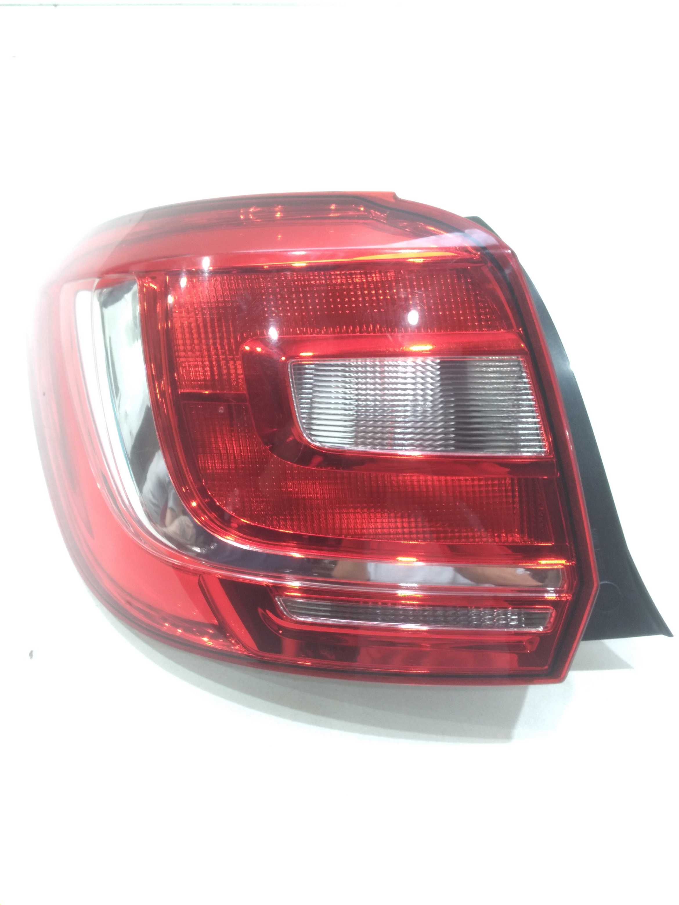 Lanterna Tras Esquerda Renault Sandero 2016 1