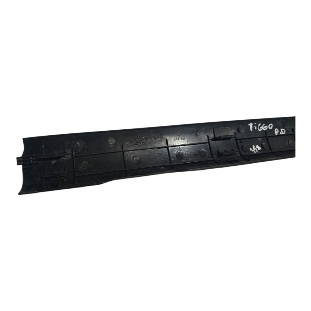 Moldura Soleira Dianteira Direita Chery Tiggo 2010 A 2015 Preto 2