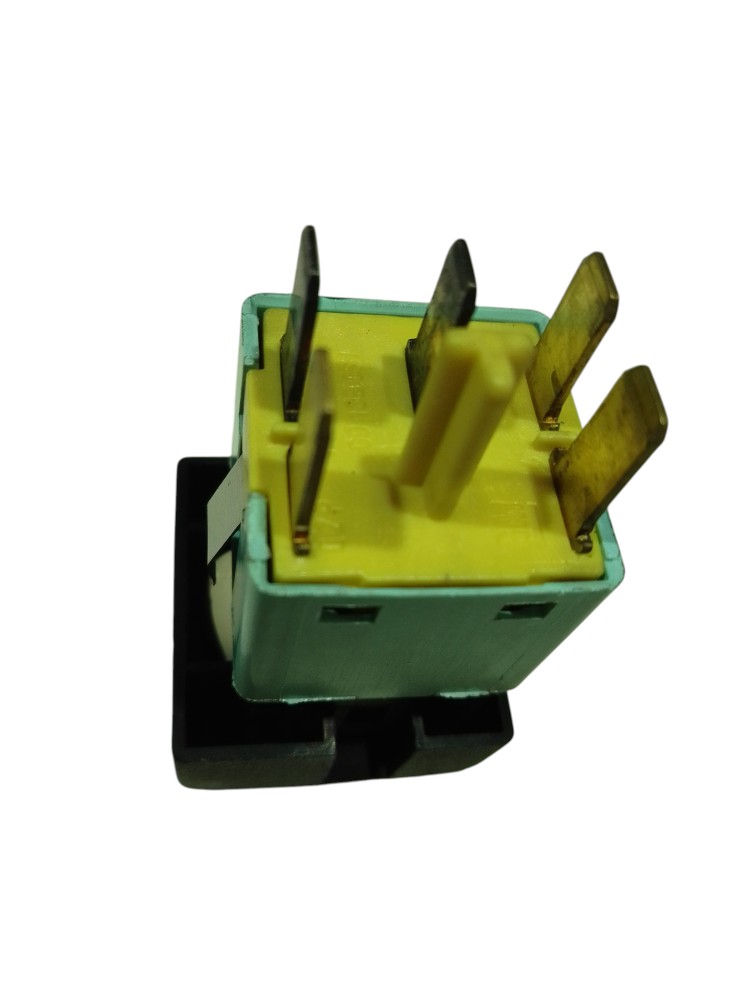 Botão Do Desembaçador Do Vidro Chevrolet Vectra 1996 A 2004 1