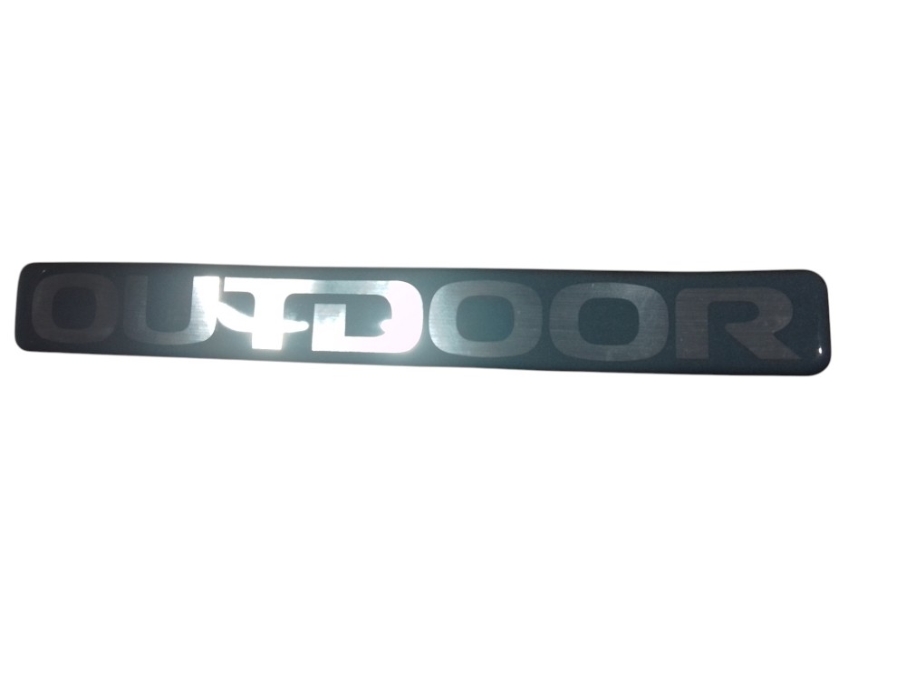 Emblema Adesivo Resinado Outdoor Mitsubishi L200 Triton Cinza 2