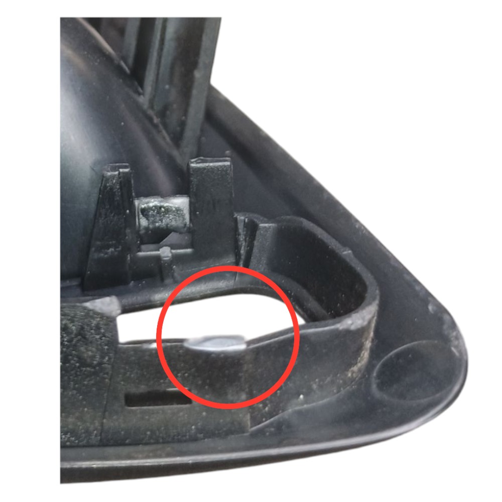 Puxador Porta Dianteira Direita Vw Polo 2008 *detalhe 1