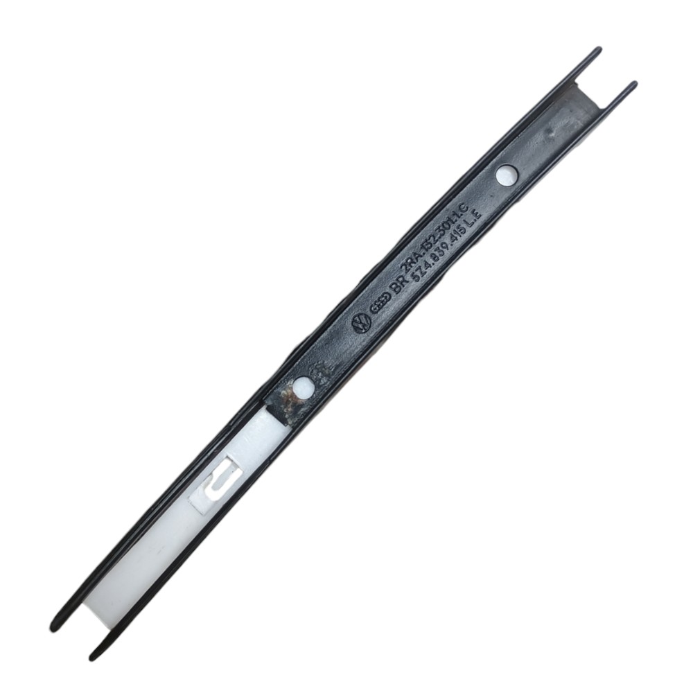 Guia Vidro Porta Traseira Esquerda  Vw Fox 2013 5z4839415 3