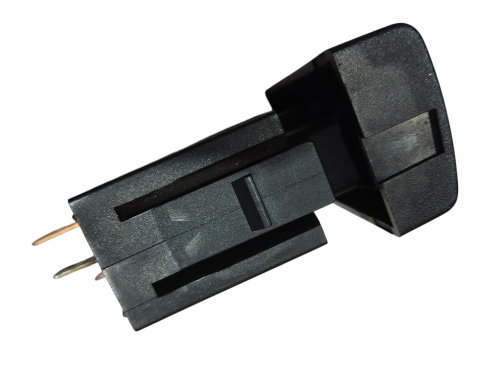 Botão Interruptor Pisca Alerta Chevrolet Vectra 1996 A 2004 Preto 7
