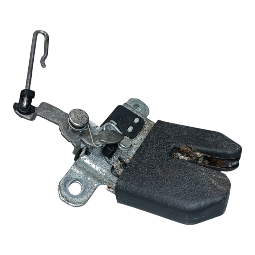 Fechadura Porta Malas Volkswagen Voyage 1998 2005 5