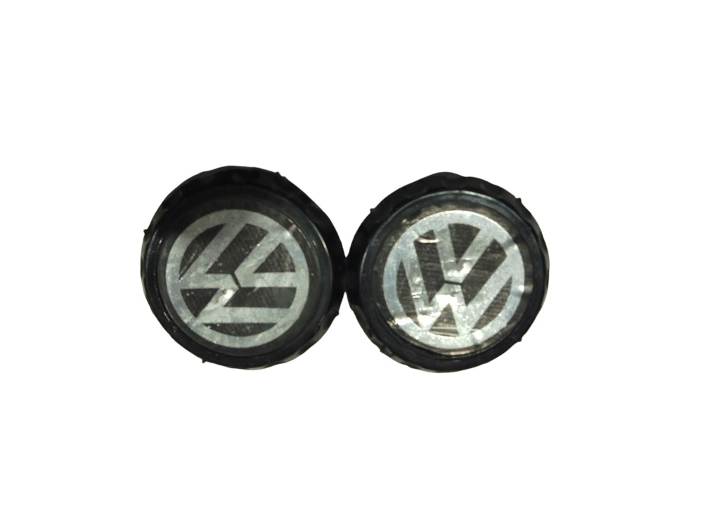 Calotinha 2 Calota Central Volkswagen Fox Original Et530 Preto E Prata 3