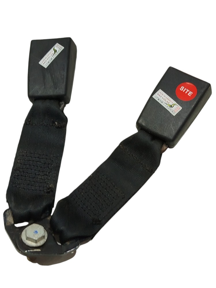 Cinto traseiro direito inferior Duster 4×4 2.0 16v 2015 1