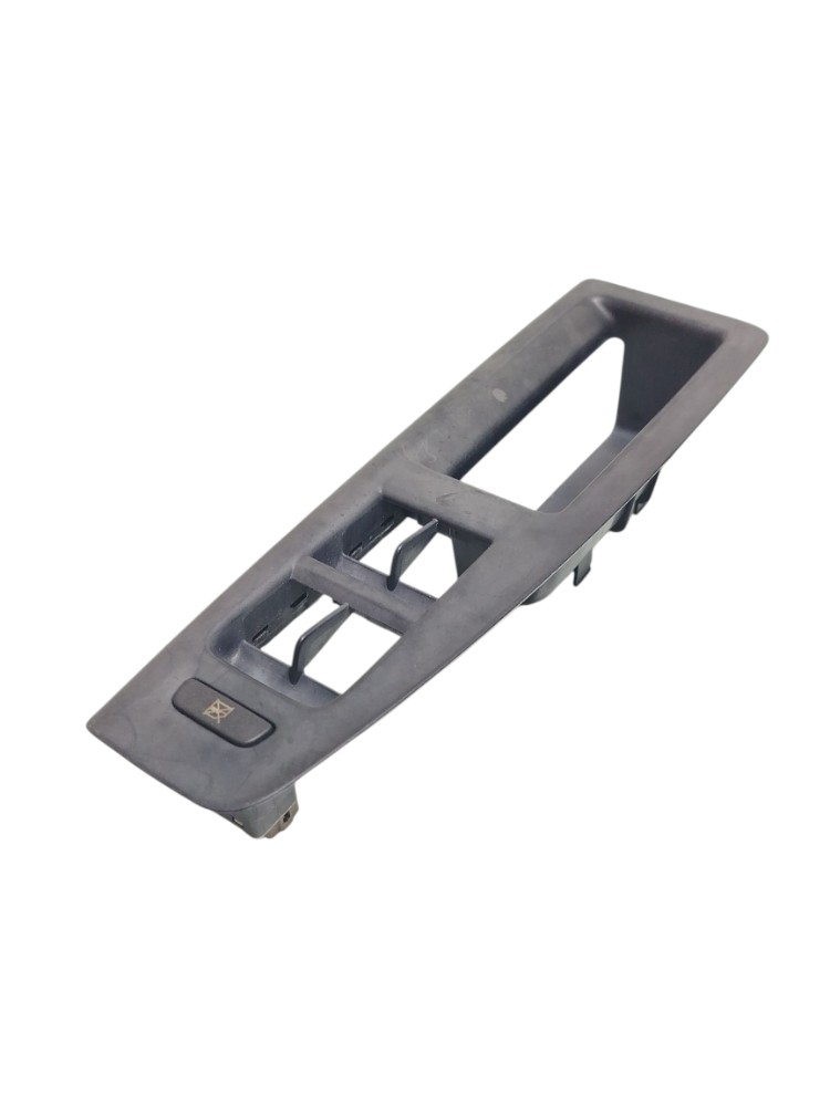 Moldura Botao Vidro Eletrico Diant Esq Polo 2003 6Q1867171F 2