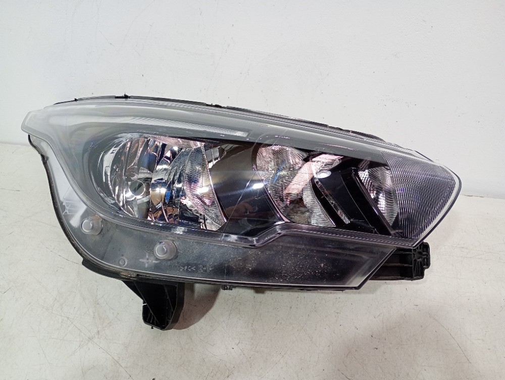Farol Dianteiro Direito Fiat Argo 2017/2023 Recuperado Direito/passageiro 5