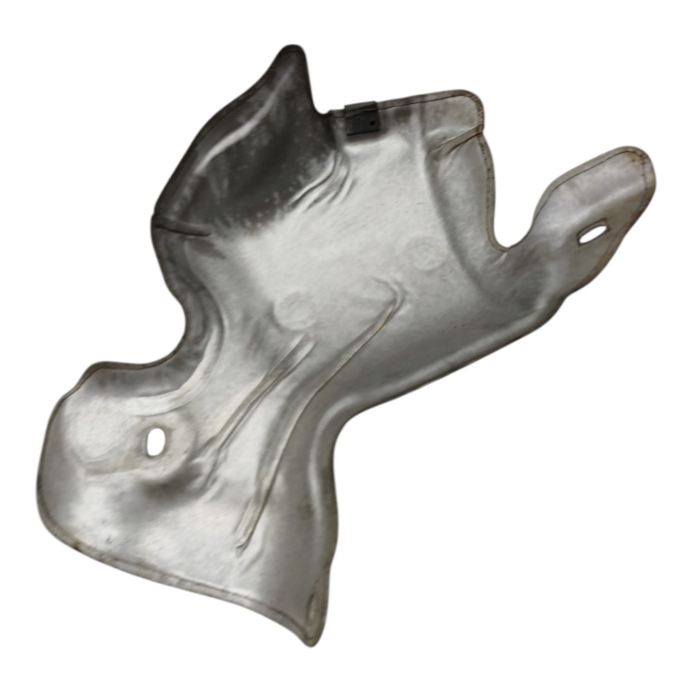 Protetor térmico calor turbina Volvo XC60 T6 3.0 2009 2010 3