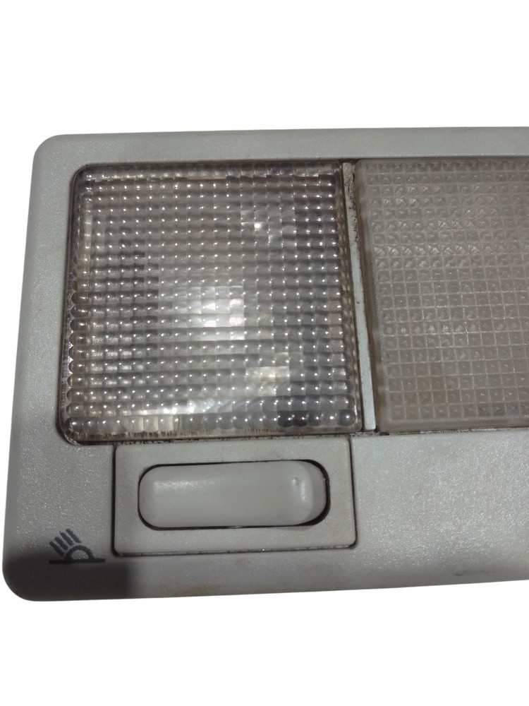 Luz Teto Cortesia Volkswagen Golf 1994 A 1999 357947111 2