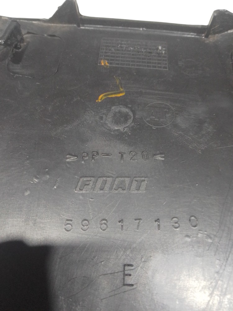 Moldura Coluna Central Esquerda Fiat Uno Mille 20131 Preto Preto 3