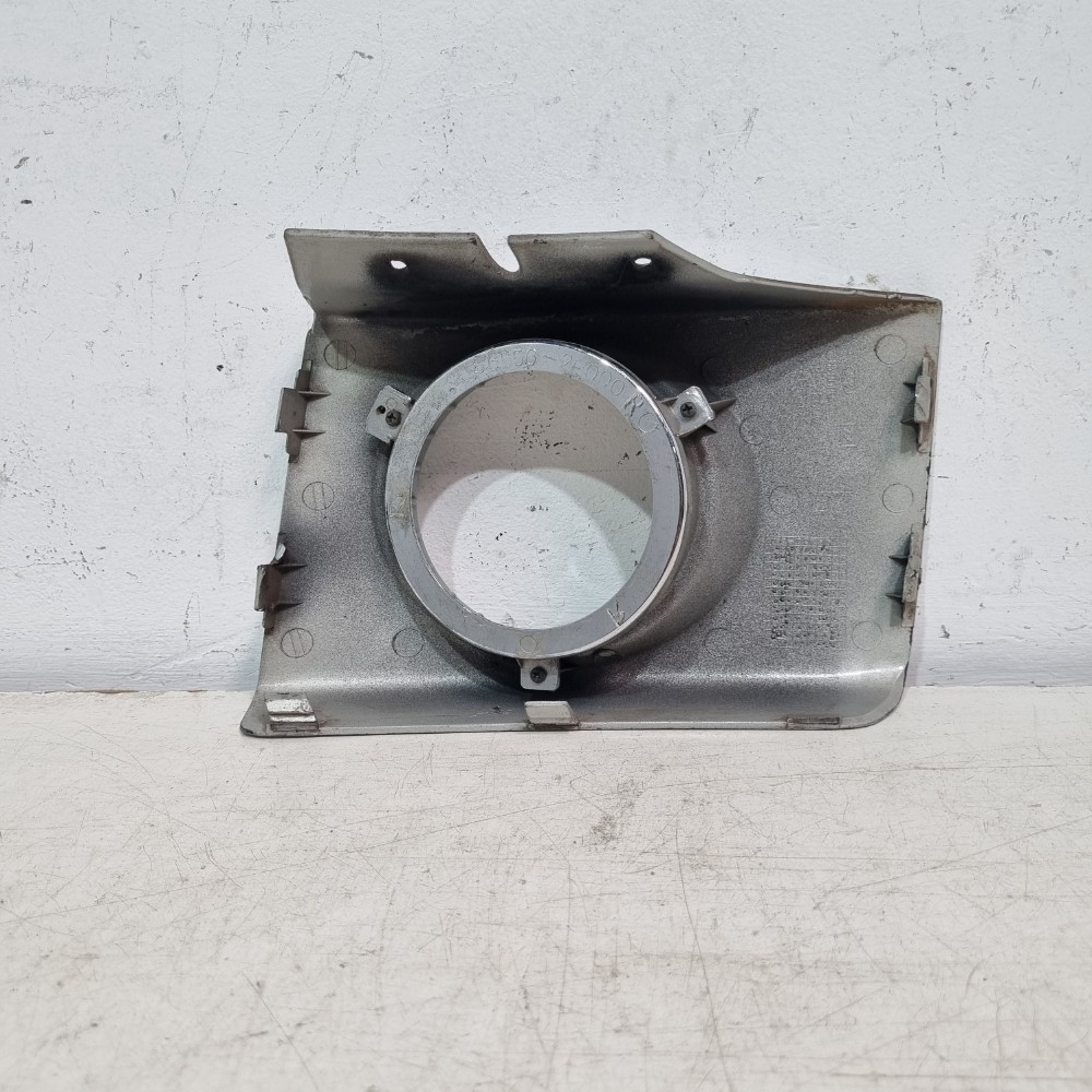 Moldura Farol De Milha Direito Hyundai Tucson 2004/2016 Direito 3