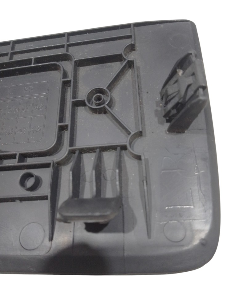 Tampa Caixa Fusíveis Painel Vw Fox Spacefox 1