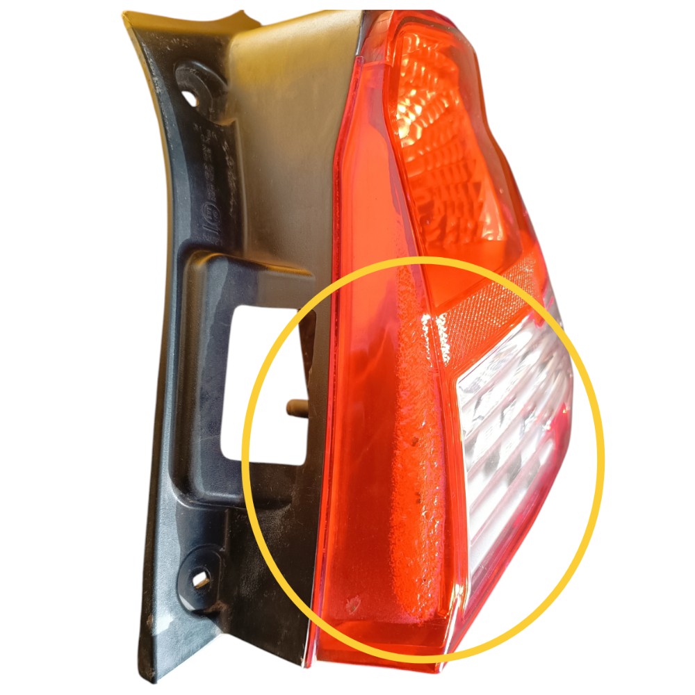 Lanterna Traseira Direita Chevrolet Onix 2013 2014 2019 1
