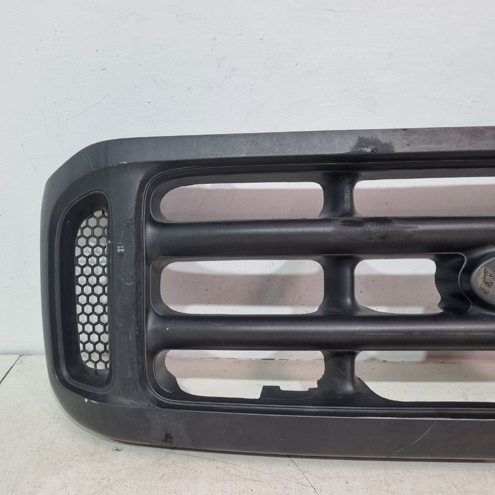 Grade Superior Ford F-250 1999/2011 Recuperado C/detalhes 3