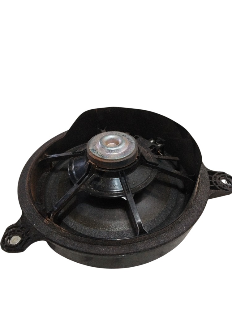 Alto Falante Dianteiro Esquerdo Toyota Yaris 2023 2024 4