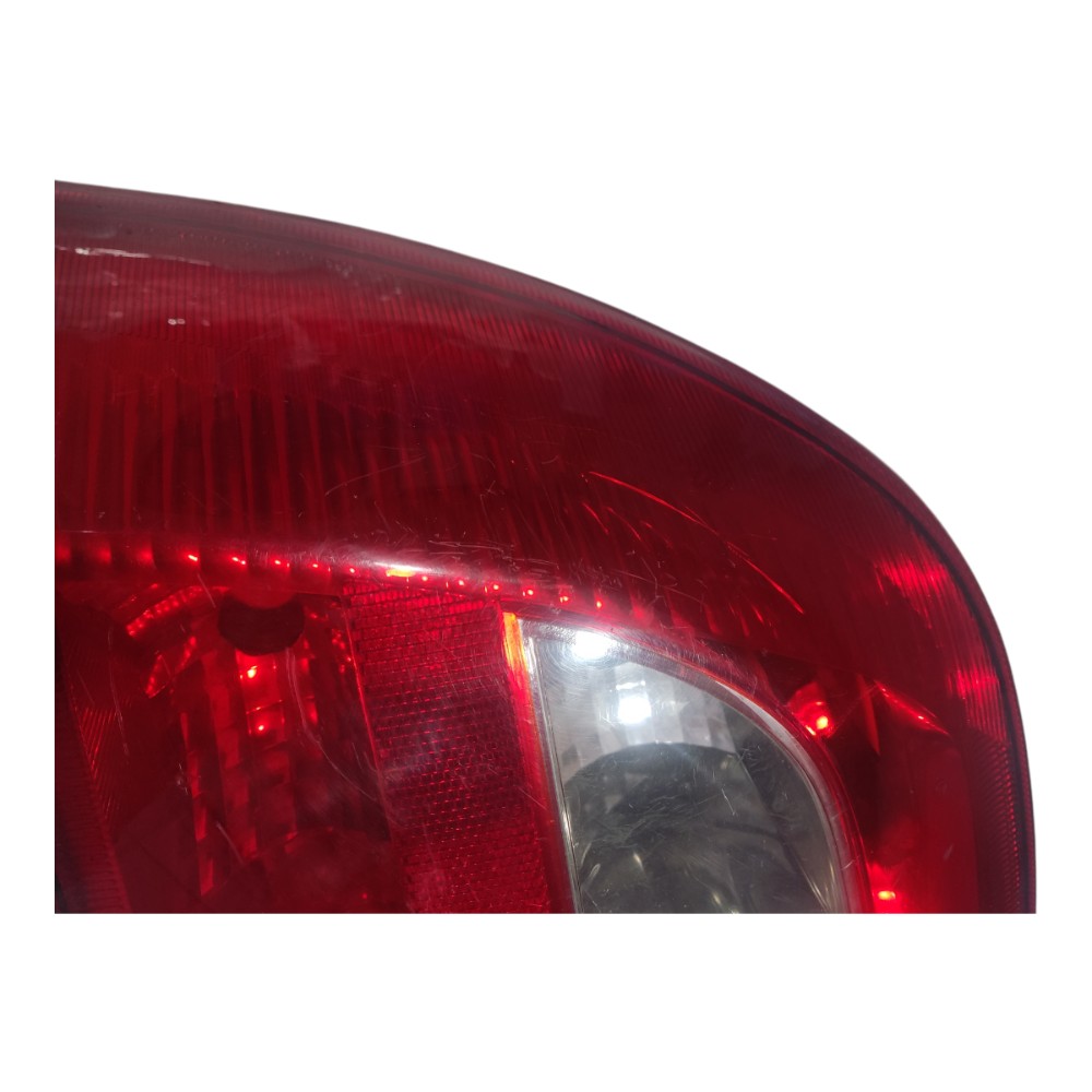 Lanterna Traseira Lado Esquerdo Vectra 1996 A 2006  Esquerdo/motorista Vermelho