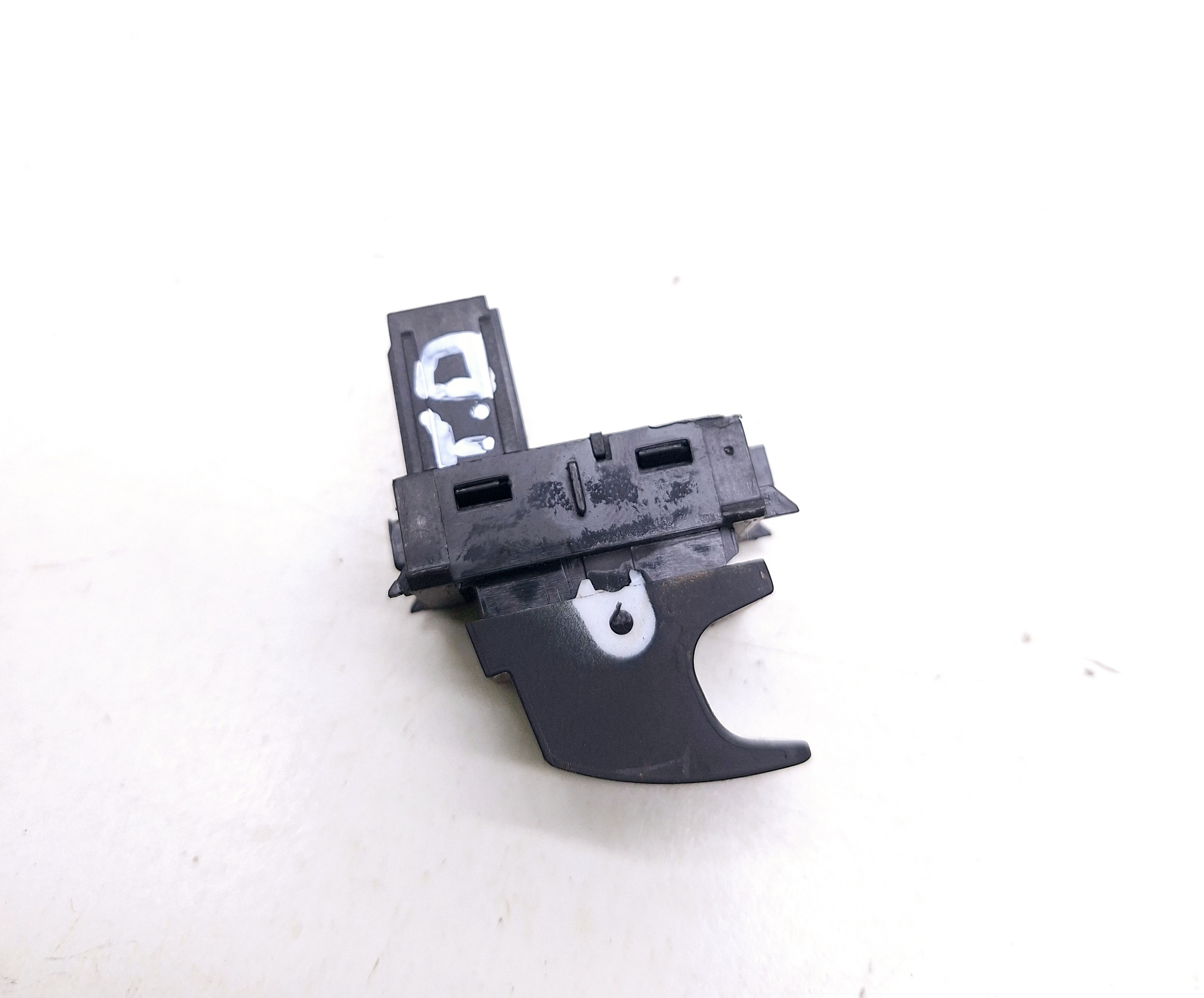 Botão Vidro Traseiro Direito Vw Tcross Tsi 1.4 2022