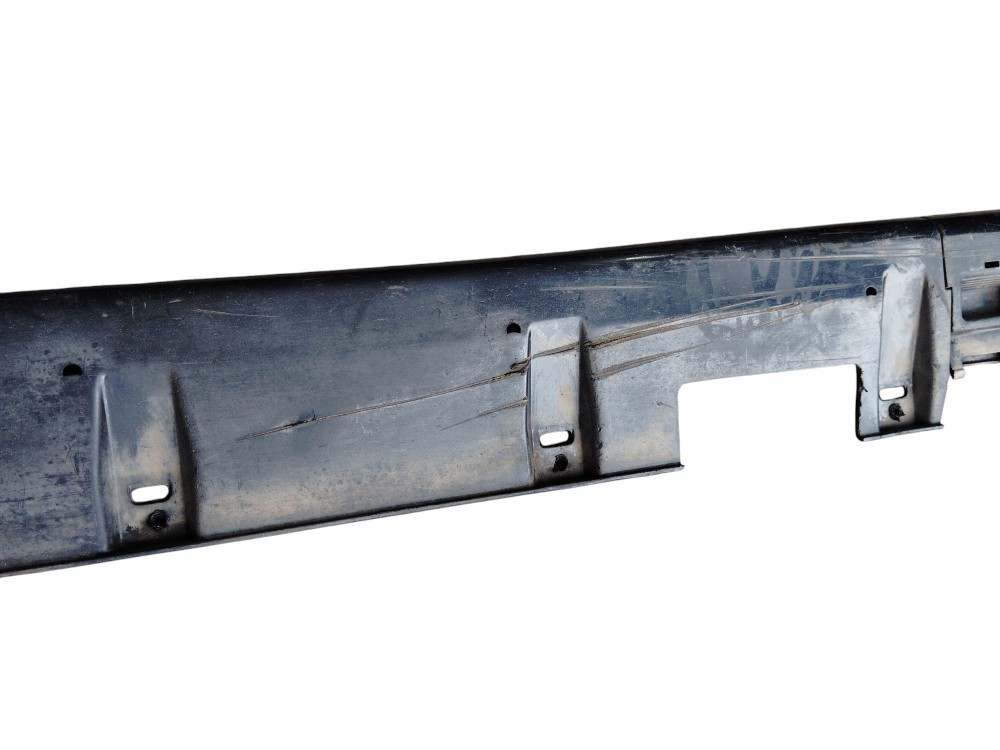 Spoiler lateral lado esquerdo vectra 1996 a 2004 ORIGINAL GM 6