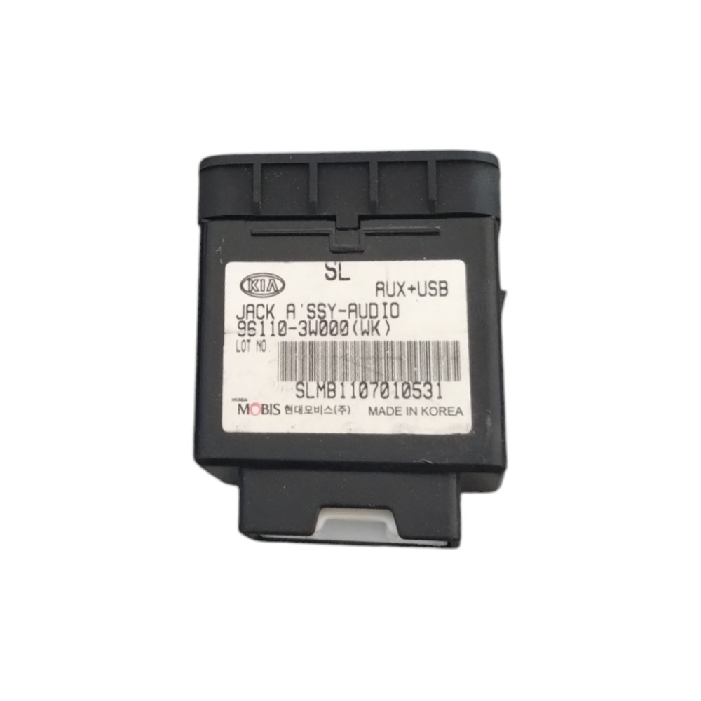 Entrada Auxiliar E Usb Kia Sportage 2012 À 2016. 3