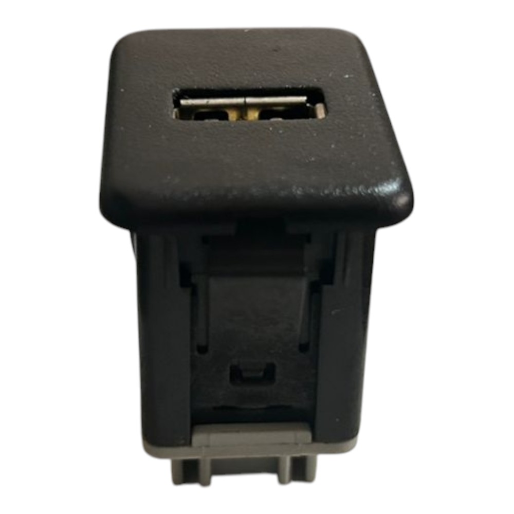 Conector Usb Gm Spin 1.8 2023 V148 4
