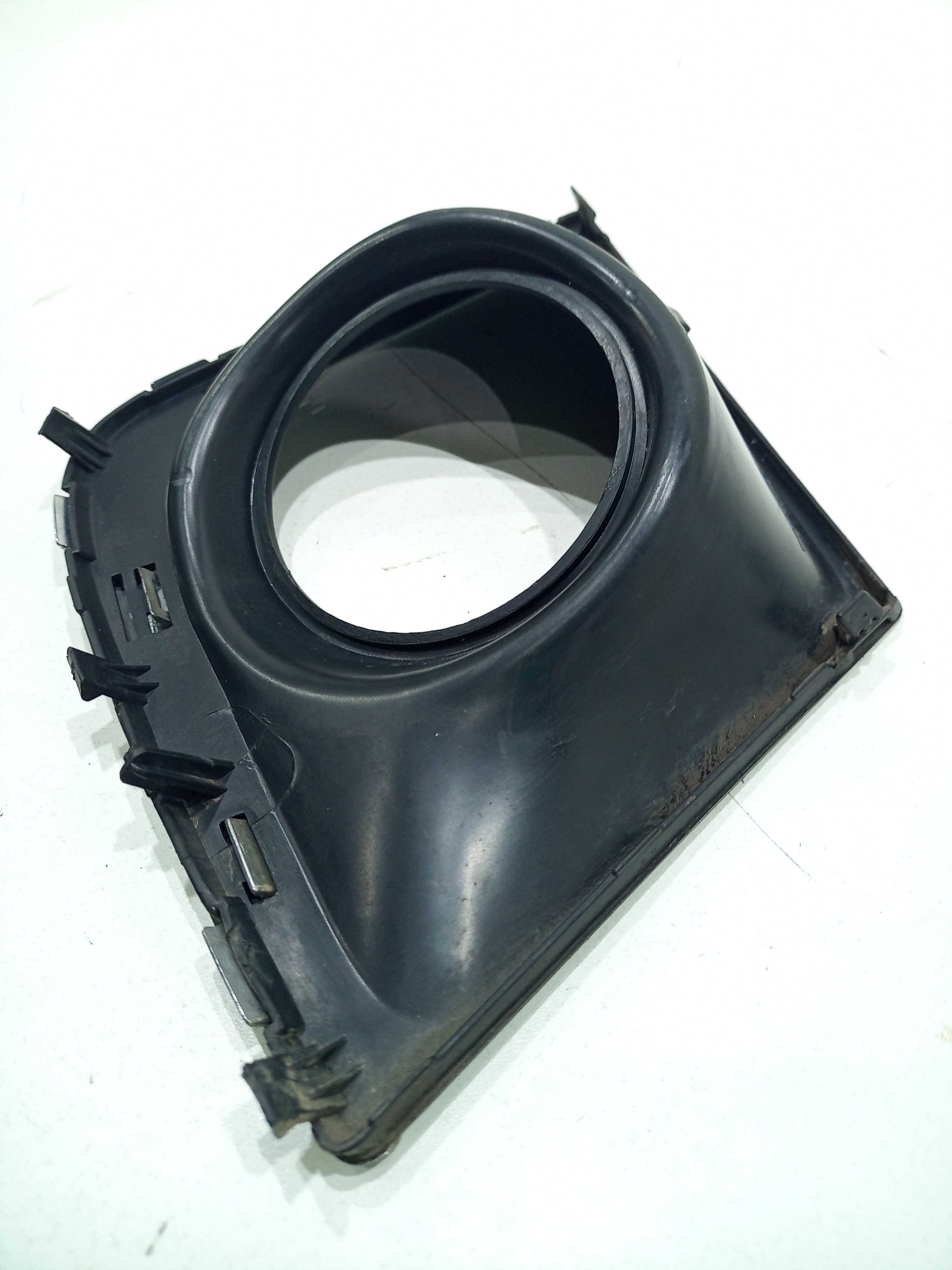Moldura Do Farol De Milha Jac T6 Lado Esquerdo  2016 Preto E Cromado Esquerdo 2