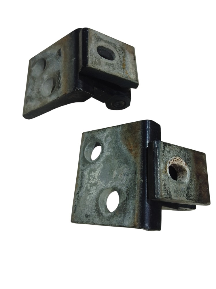 Par Dobradiças Porta Dianteira Direita Golf 1994 A 2000 1