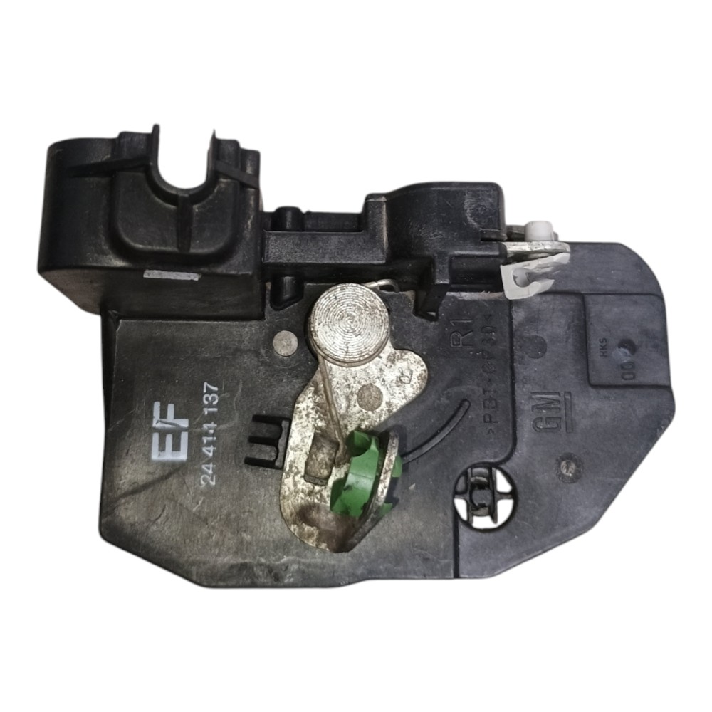 Fechadura Manual Traseiro Porta Direito Gm Corsa 2001 A 2012