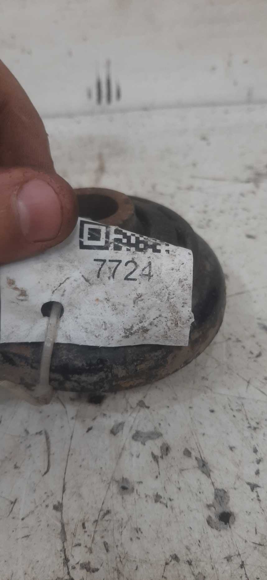 Bandeja Suspensão Dianteira Esquerda Citroen C3 2013 À 2017