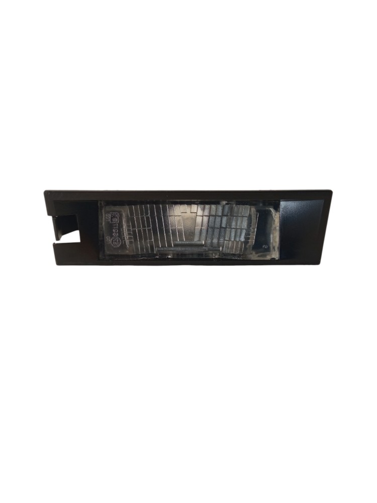 LUZ DE PLACA FIAT PALIO 2008 4