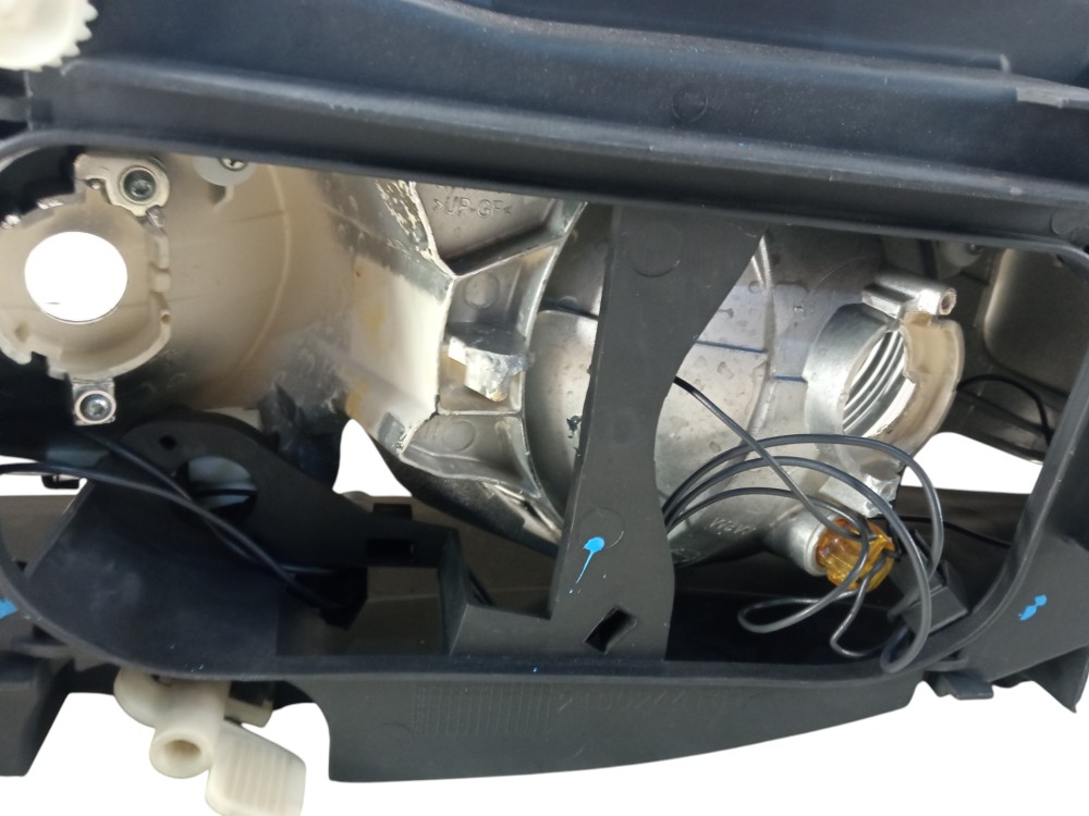 Farol Direito Fiat Siena Mascara Preta 7