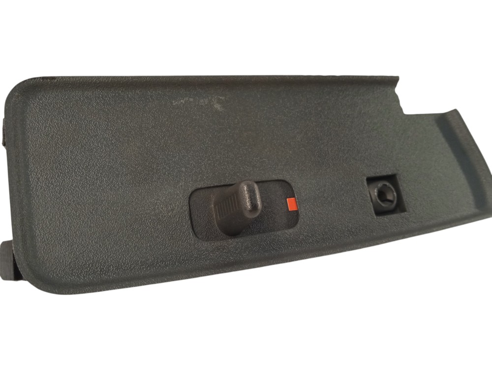 MOLDURA INTERIOR TRAVA PORTA LADO ESQ S10 BLAZER 1996/2000