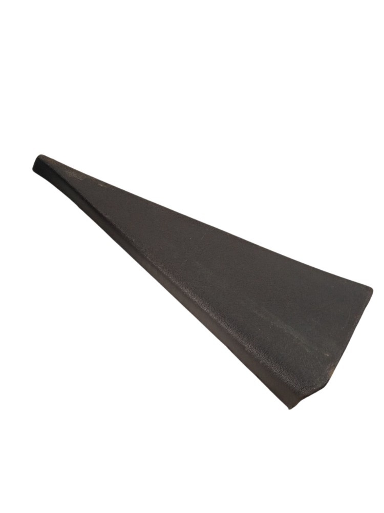 Moldura Interna Traseira Lado Direito Corsa Classic 11/15 2