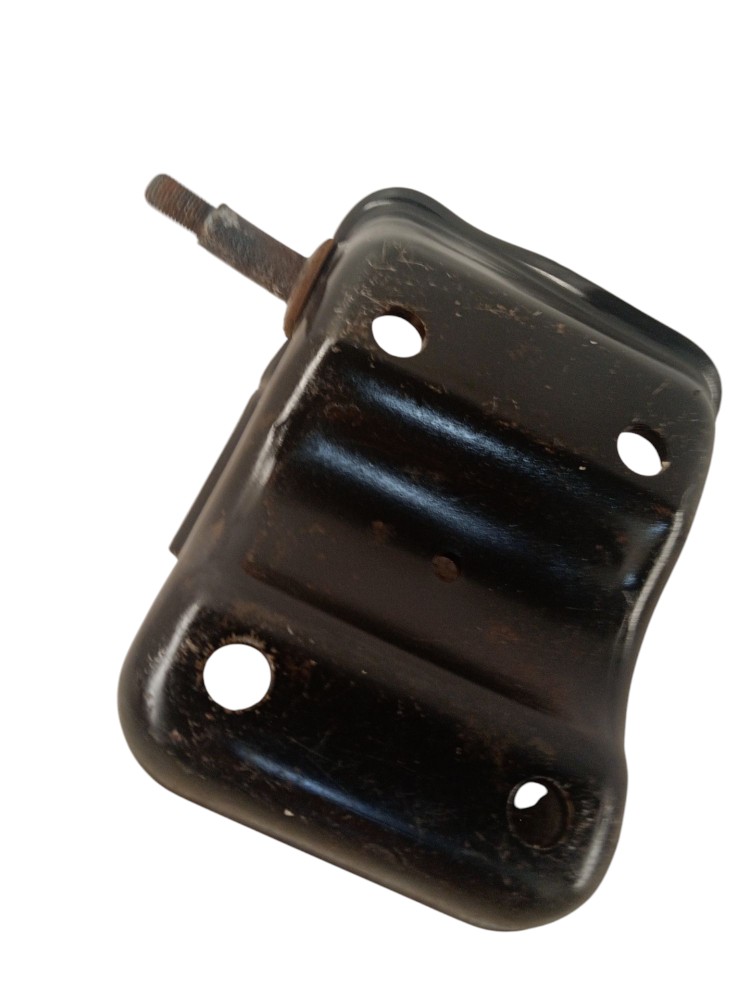 SUPORTE FEIXE DE MOLA S10/BLAZER 2.8 2013 2