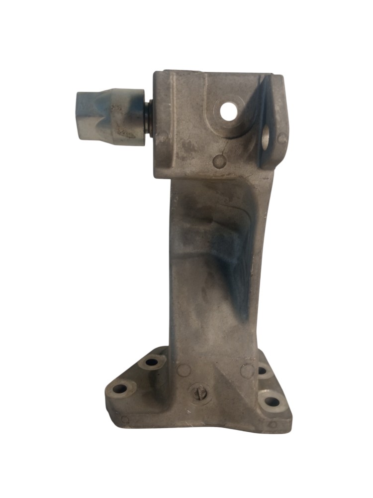 Suporte Do Motor Esquerdo Pajero Tr4/pajero Io 2.0 6