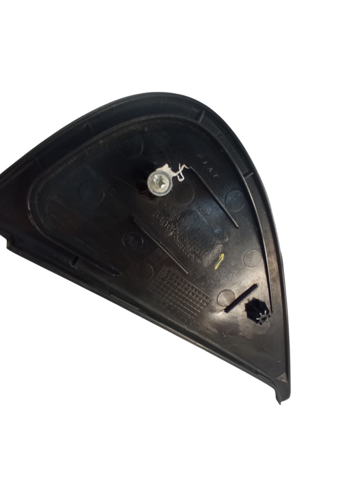 moldura externa da coluna da porta traseira fiat siena 2010 4