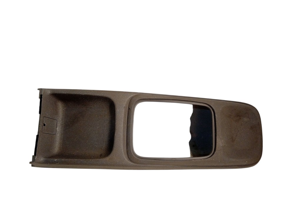 CONSOLE CENTRAL GM CORSA CLASSIC 4