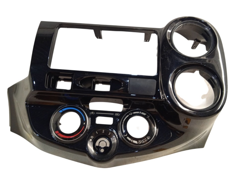 MOLDURA PAINEL CENTRA AR TOYOTA ETIOS 16/20 5