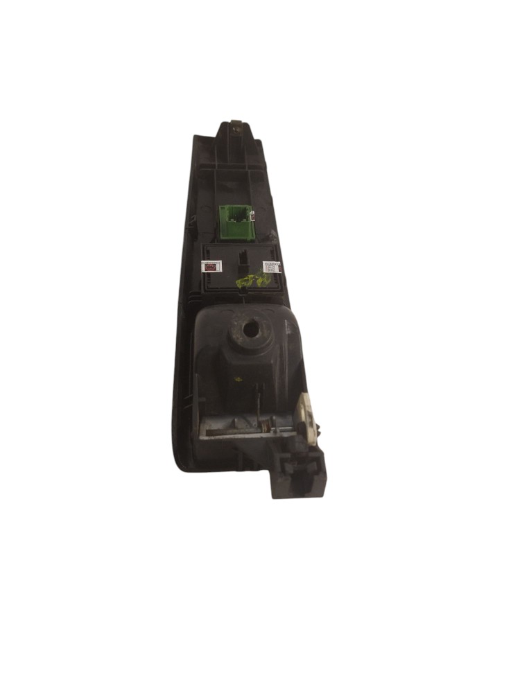 MOLDURA BOTÃO VIDRO C/BOTÃO REGULAGEM RETROVISOR FIAT IDEIA 4
