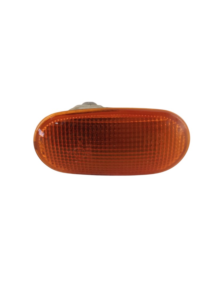 LUZ PISCA PARA LAMA ESQUERDO PAJERO TR4 2012