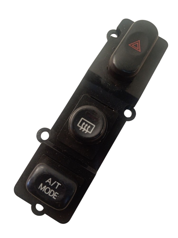 Botão De Alerta/desembaçador Pajero Sport 2001/2004