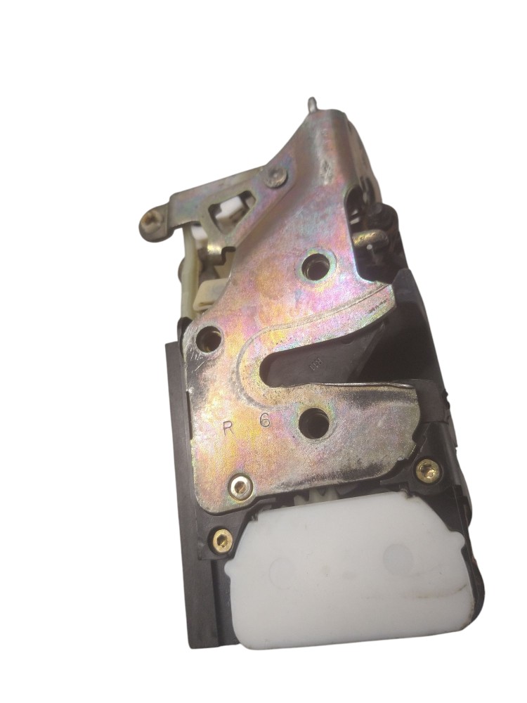 Fechadura Porta Dianteira Direita Gm S10/blazer 3