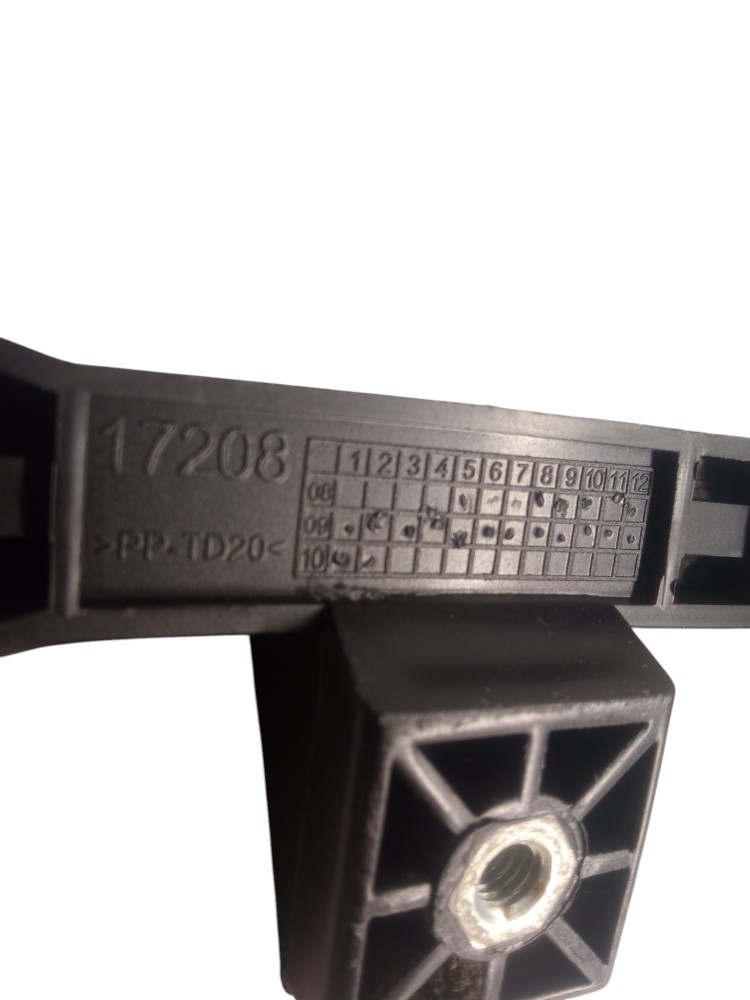 Guia Canaleta Vidro Diantero Direito Fiat Siena/palio/strada 6