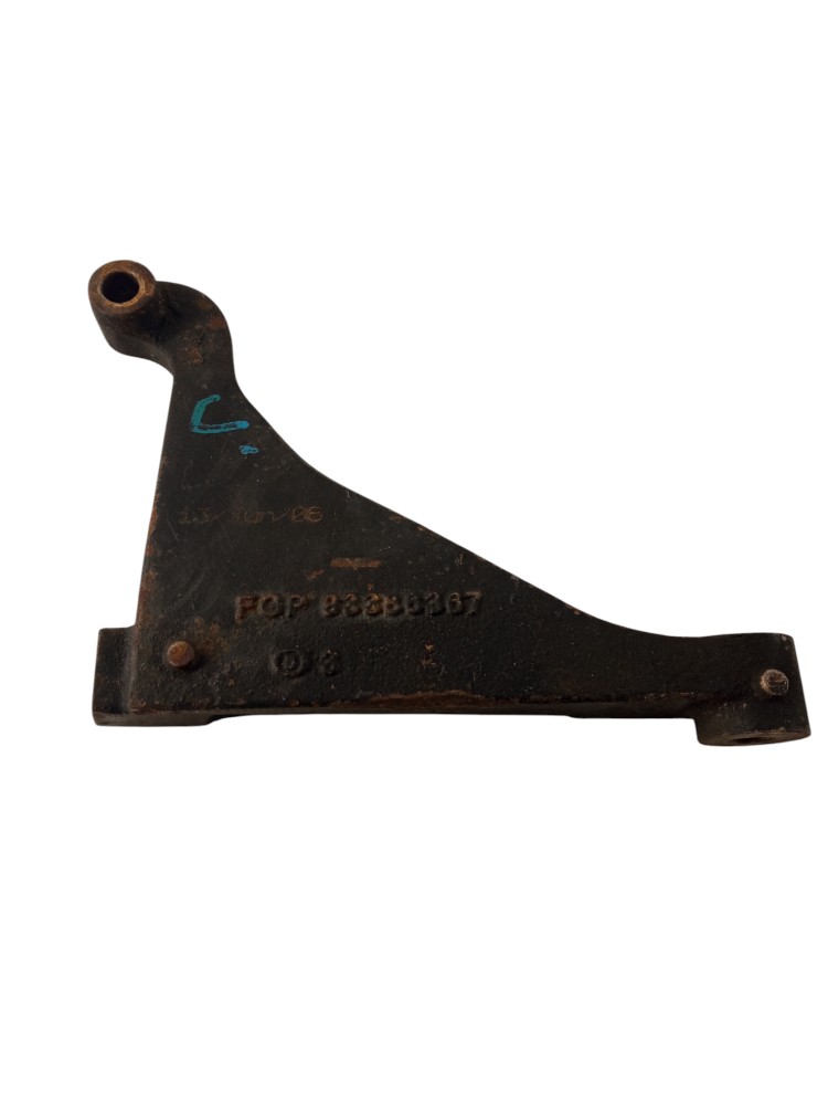 SUPORTE ALTERNADOR MERIVA 2007