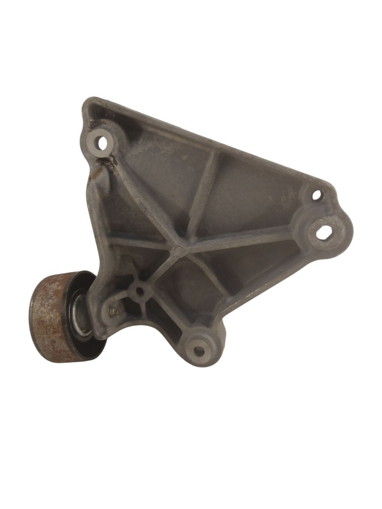 Suporte Compressor Ar Captiva 2.4 2009 4