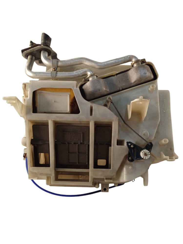 Caixa Aquecedora Radiador/ar Pajero Sport 08/09 2