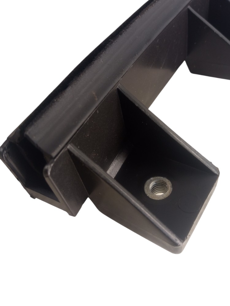 Guia Canaleta Vidro Diantero Direito Fiat Siena/palio/strada 7
