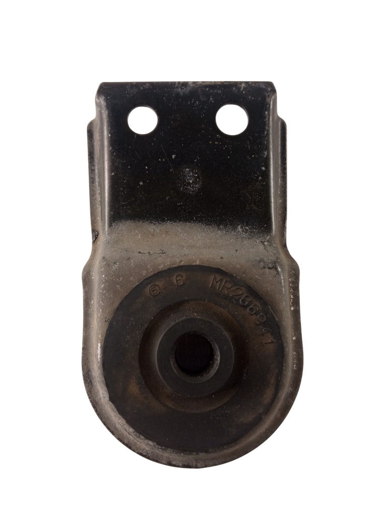 Suporte Do Radiador Pajero Tr4 2012
