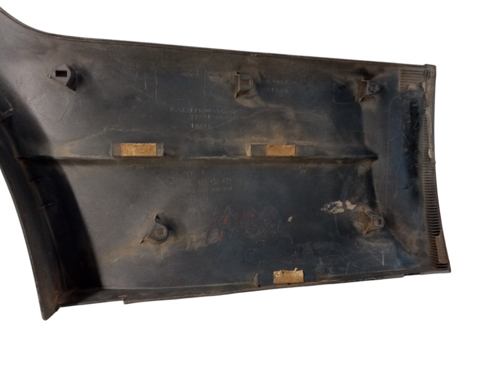 Moldura friso porta traseira esquerda Grand vitara 5